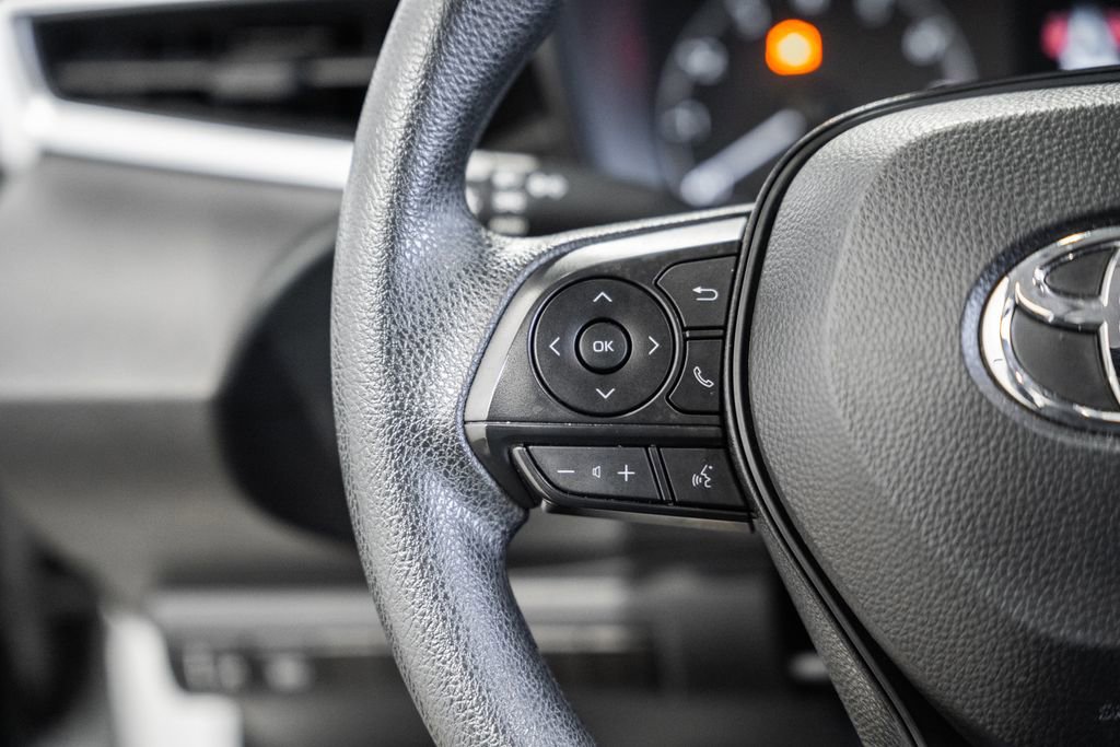 Used 2024 Toyota Corolla LE image 23