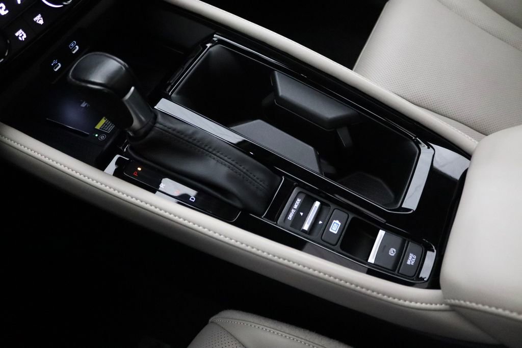 Used 2023 Honda Accord Touring image 25
