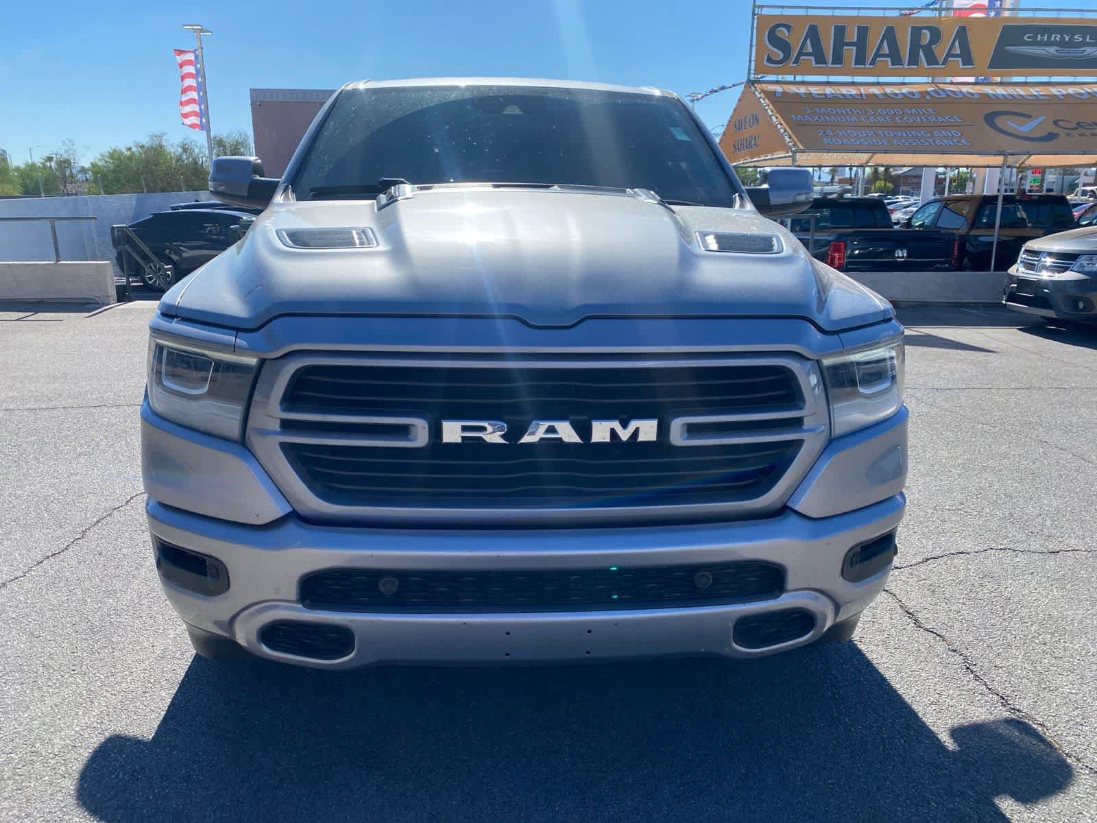 Used 2023 RAM 1500 Laramie AWD/4WD image 2