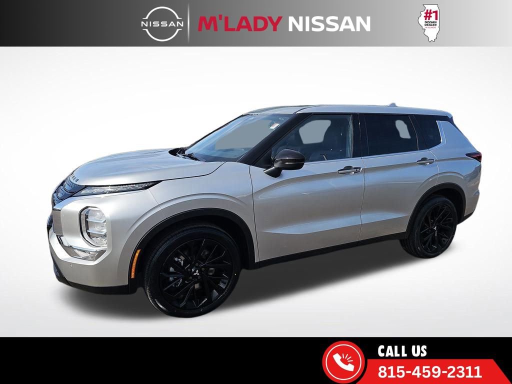 Used 2022 Mitsubishi Outlander SEL Black Edition image 3