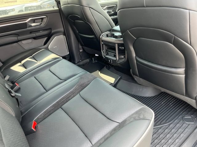 New 2026 RAM 1500 Laramie AWD/4WD image 22