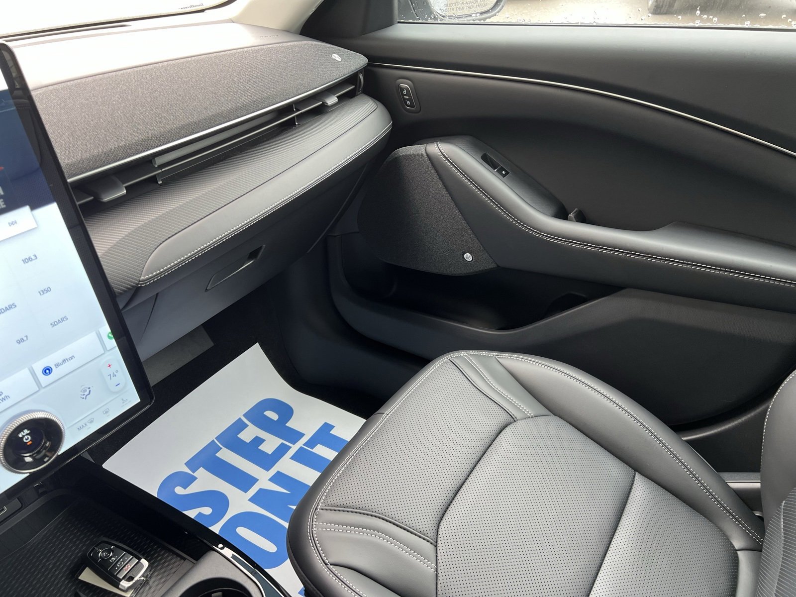 Used 2025 Ford Mustang Mach-E Premium image 46