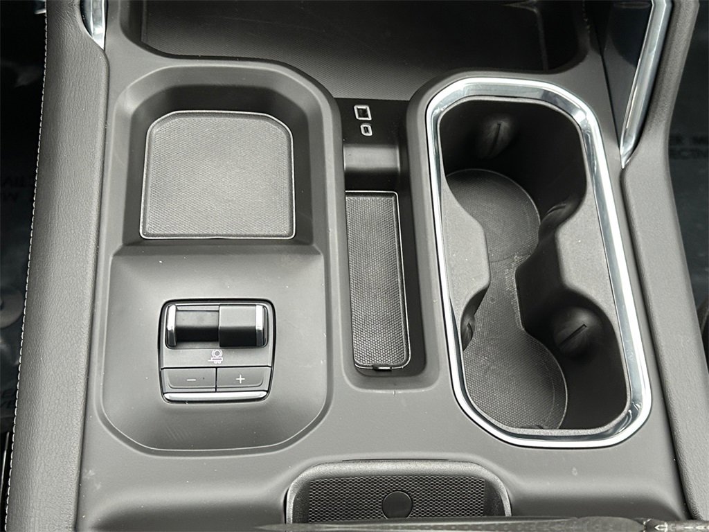 Used 2025 GMC Sierra 2500 Denali image 19