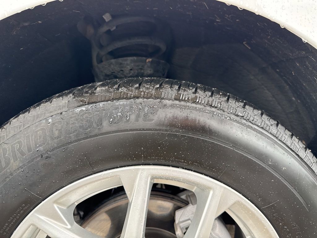 Used 2024 Chevrolet Equinox LT image 29