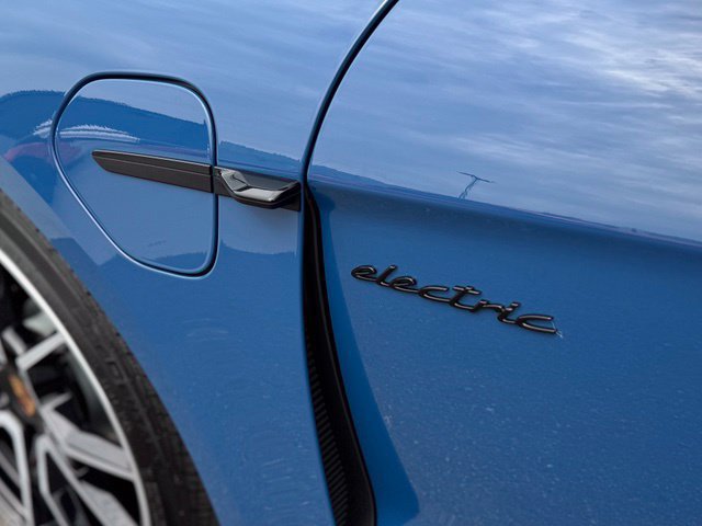 New 2026 Porsche Taycan AWD/4WD image 40