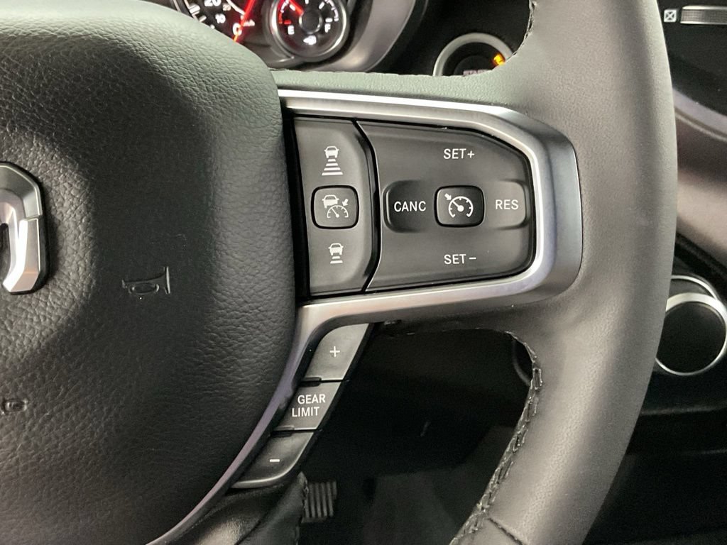 Used 2025 RAM 1500 Big Horn AWD/4WD image 10