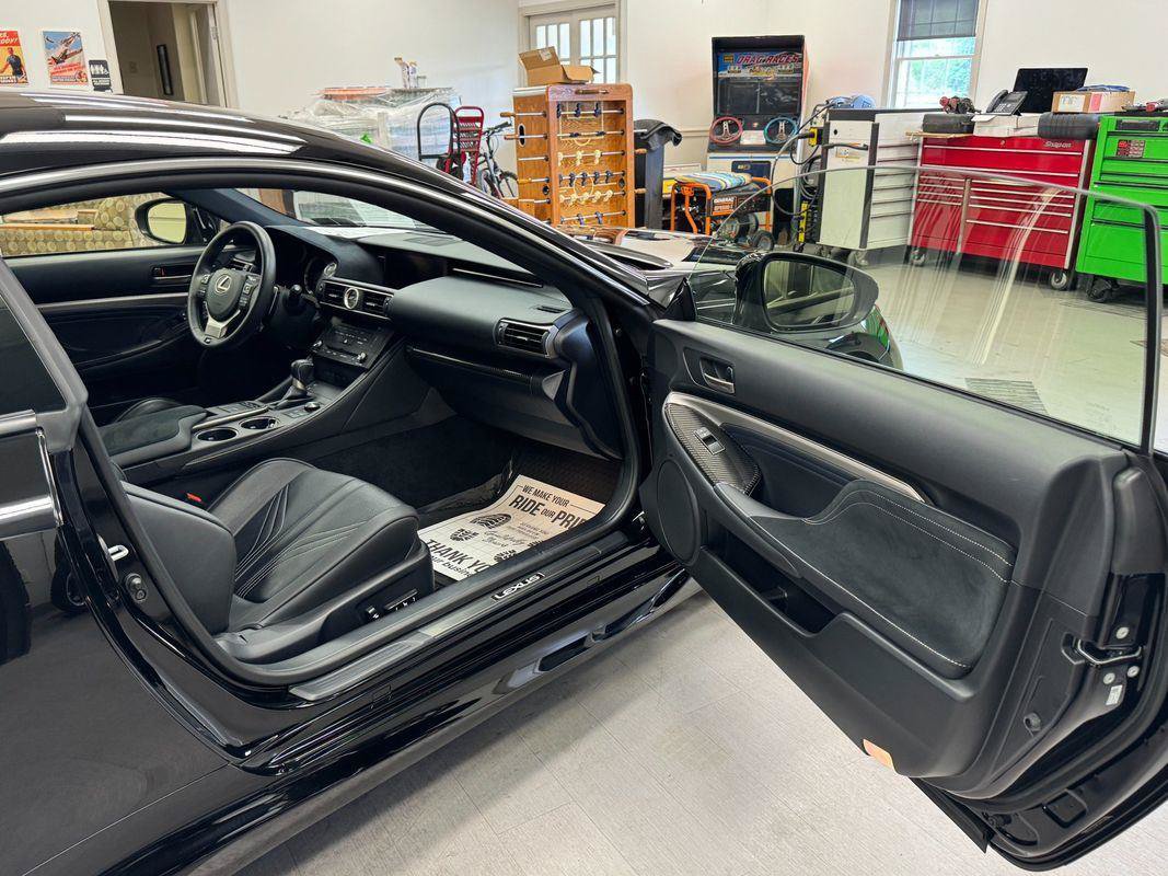 Used 2015 Lexus RC F w/ Premium Package RWD image 17
