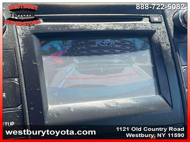 Used 2016 Toyota Camry SE w/ Moonroof Package FWD image 31