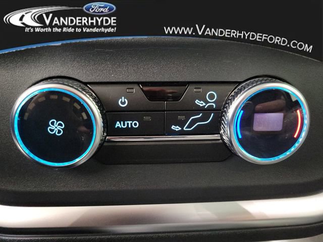 New 2025 Ford Expedition Active AWD/4WD image 18