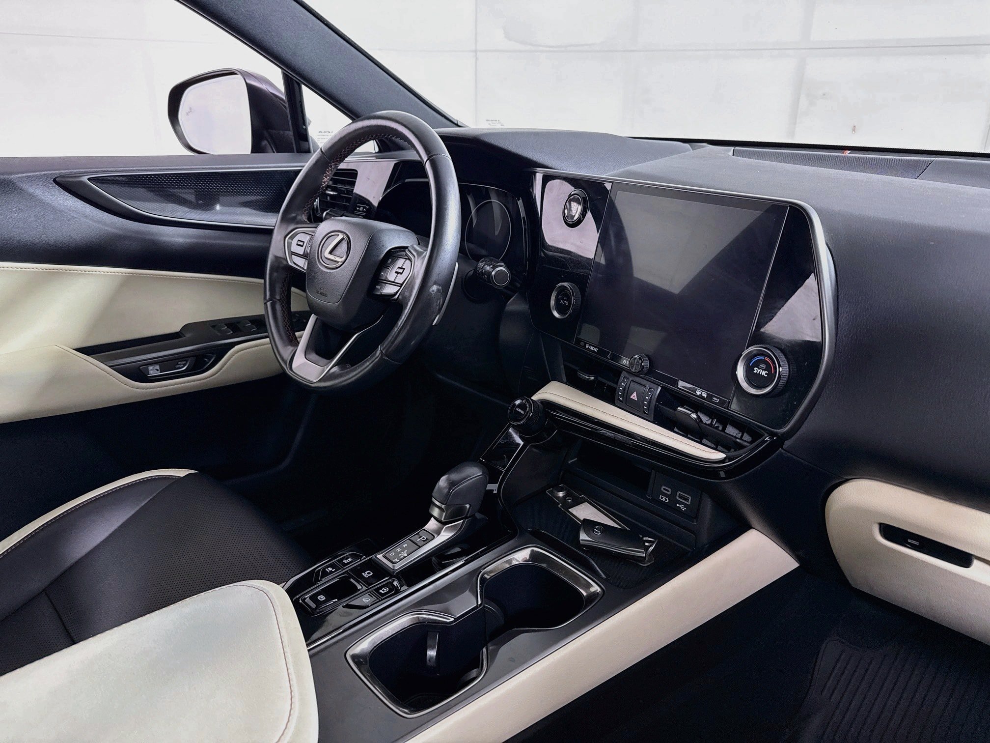 Used 2024 Lexus NX 350 AWD w/ Cold Area Package image 28