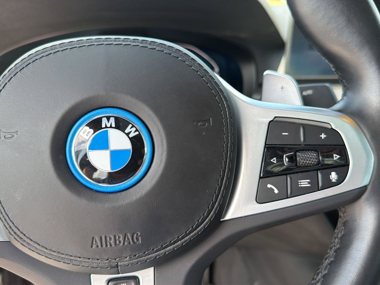 Used 2023 BMW 530e xDrive w/ Premium Package AWD/4WD image 21