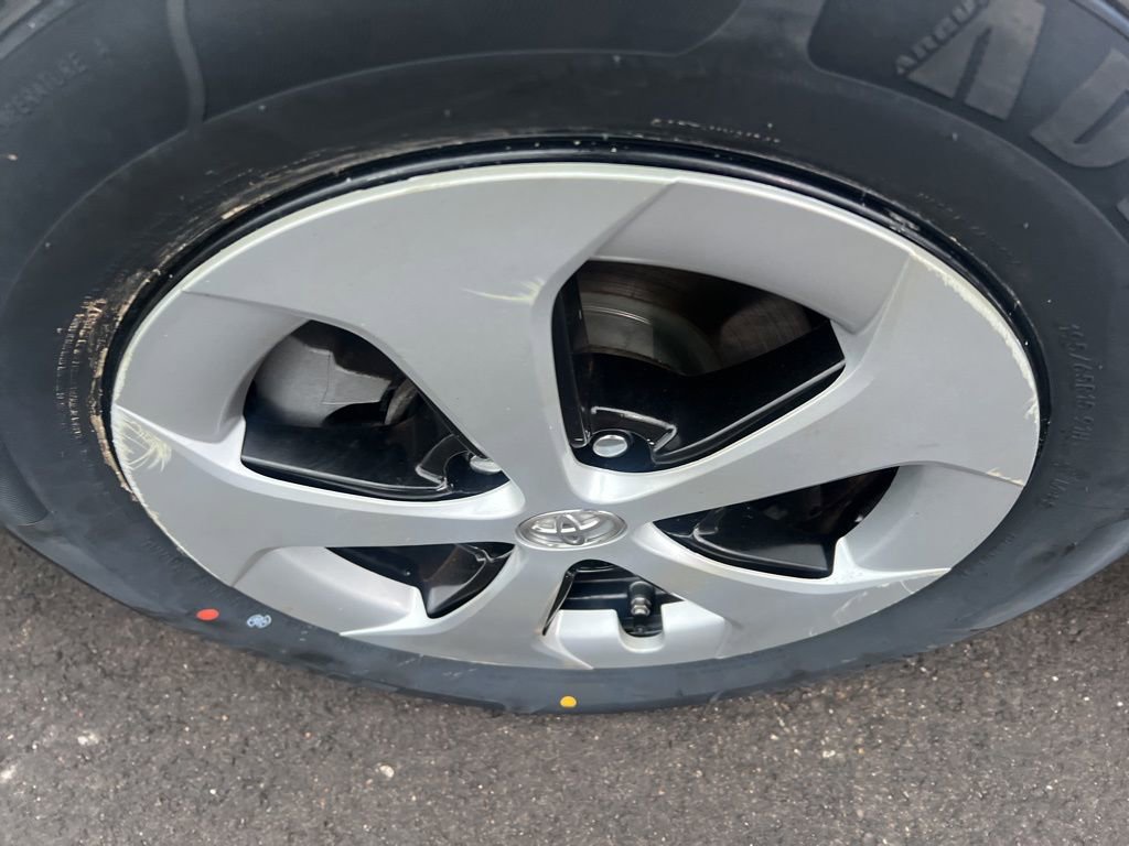 Used 2013 Toyota Prius Two image 43