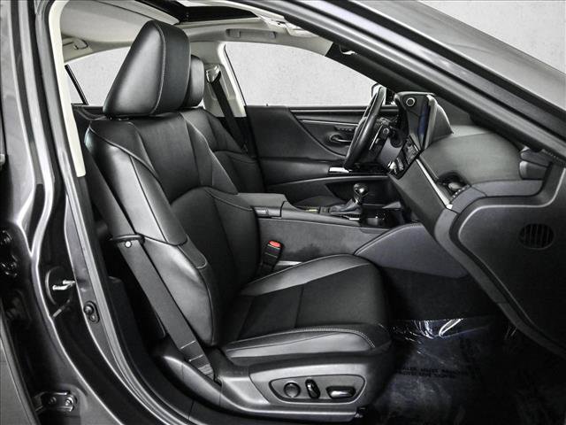 Used 2024 Lexus ES 350 w/ Premium Package FWD image 21