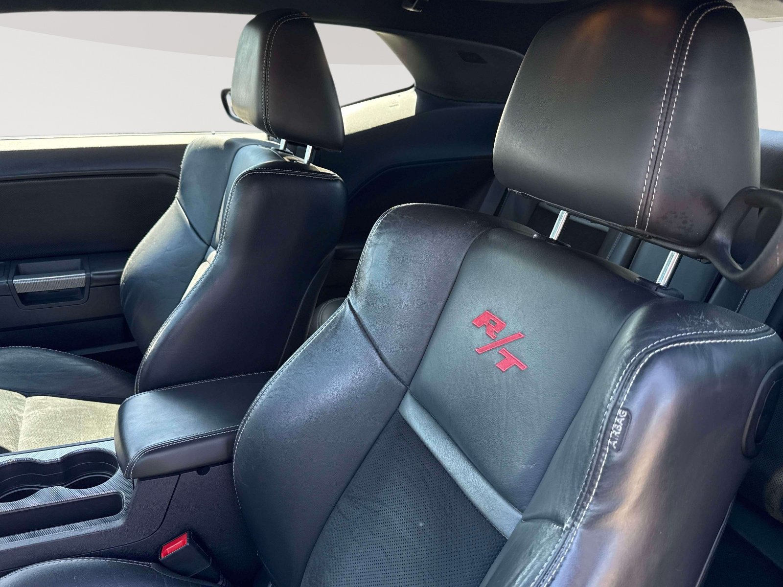 Used 2014 Dodge Challenger R/T RWD image 19