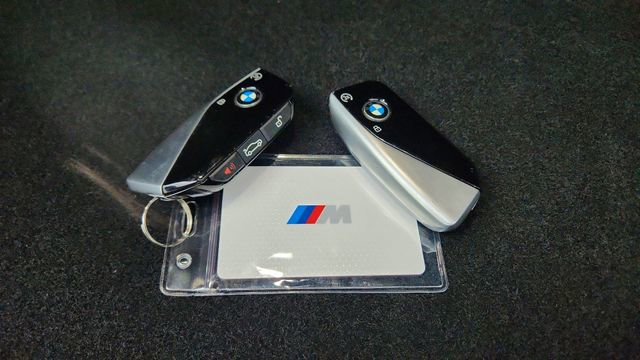Used 2023 BMW 760i xDrive AWD/4WD image 61