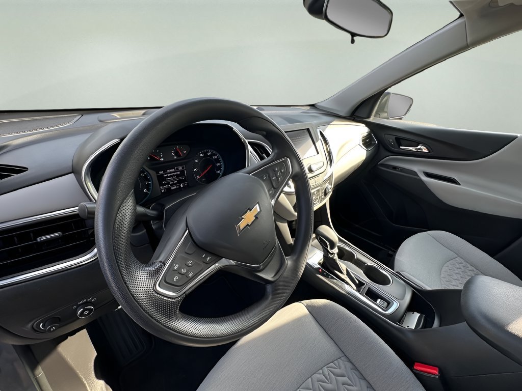 Used 2023 Chevrolet Equinox LS FWD image 11