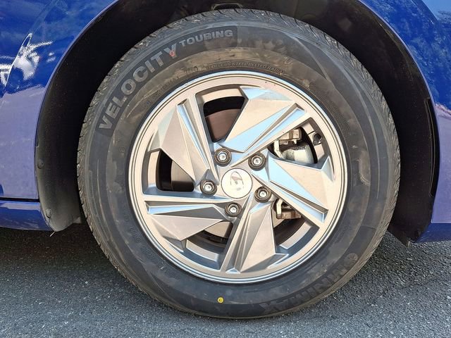 Certified 2024 Hyundai Elantra SE FWD image 33