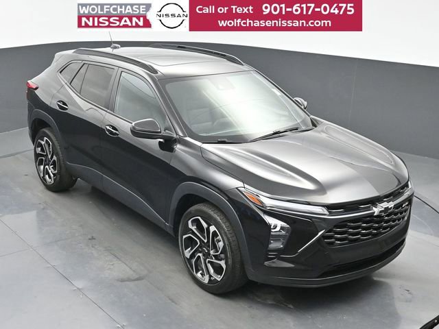 Used 2024 Chevrolet Trax RS w/ Sunroof Package image 37