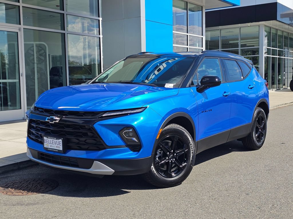 New 2026 Chevrolet Blazer LT w/ Convenience Package AWD/4WD image 1