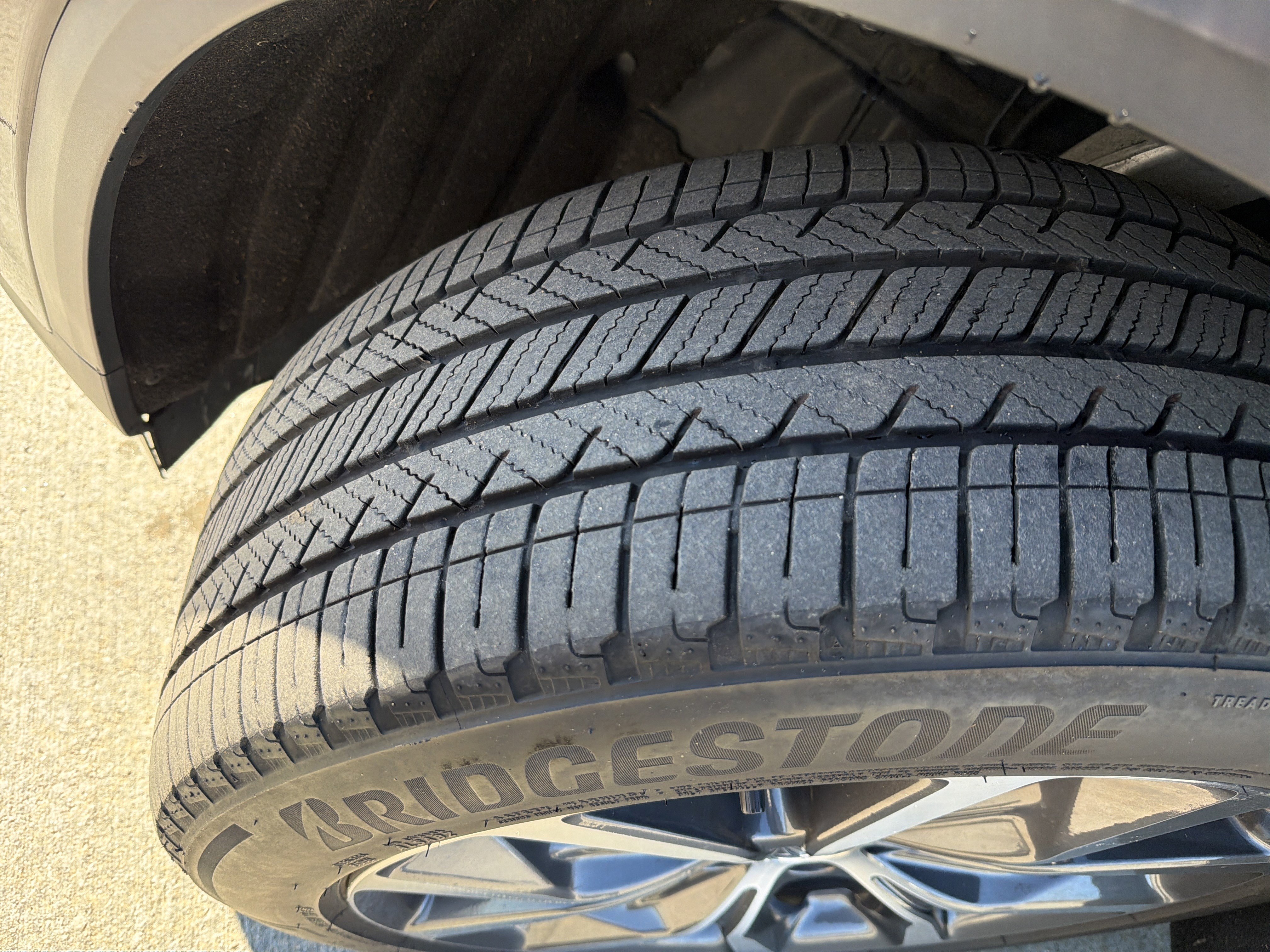 Certified 2023 Acura MDX SH-AWD w/ Technology Package image 12