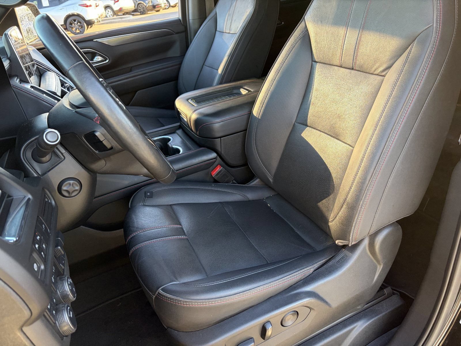 Certified 2022 Chevrolet Tahoe RST w/ Luxury Package AWD/4WD image 21
