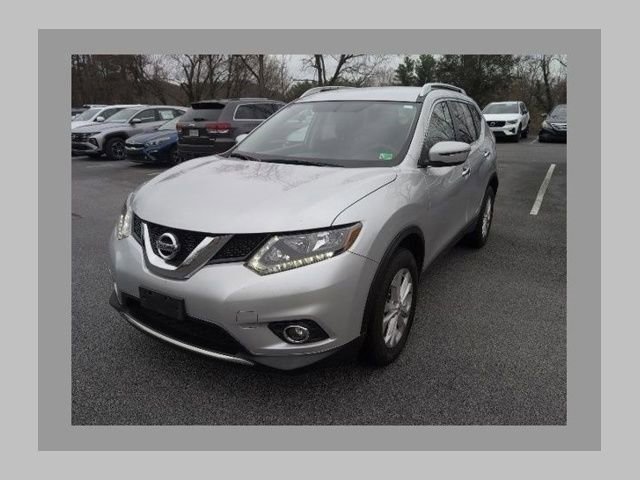 Used 2016 Nissan Rogue SV image 1