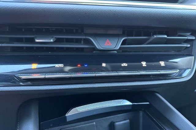 Used 2025 Buick Envision Preferred image 28