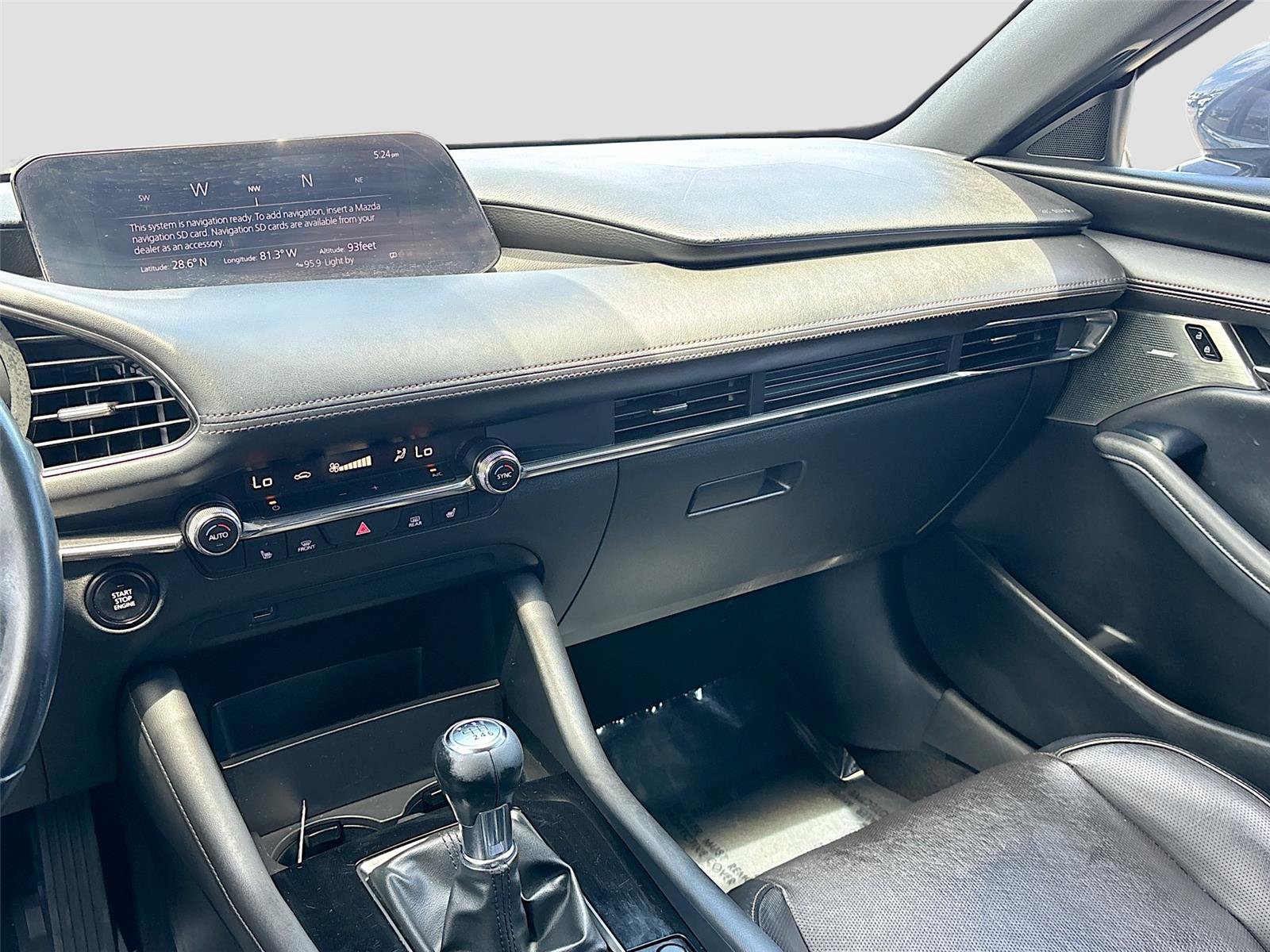 Used 2019 MAZDA MAZDA3 Hatchback w/ Premium Package FWD image 21