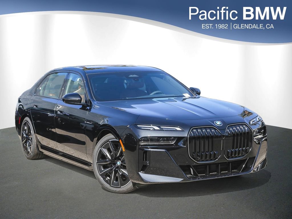 New 2026 BMW 750e xDrive w/ Premium Package AWD/4WD image 1