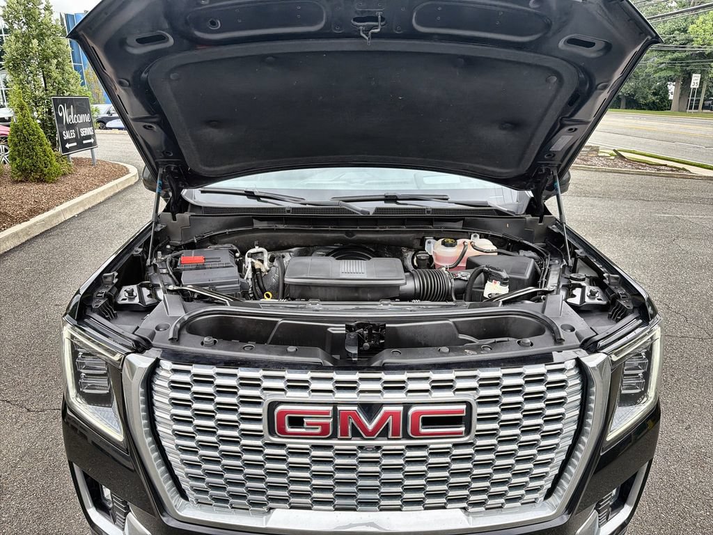 Used 2024 GMC Yukon Denali AWD/4WD image 18