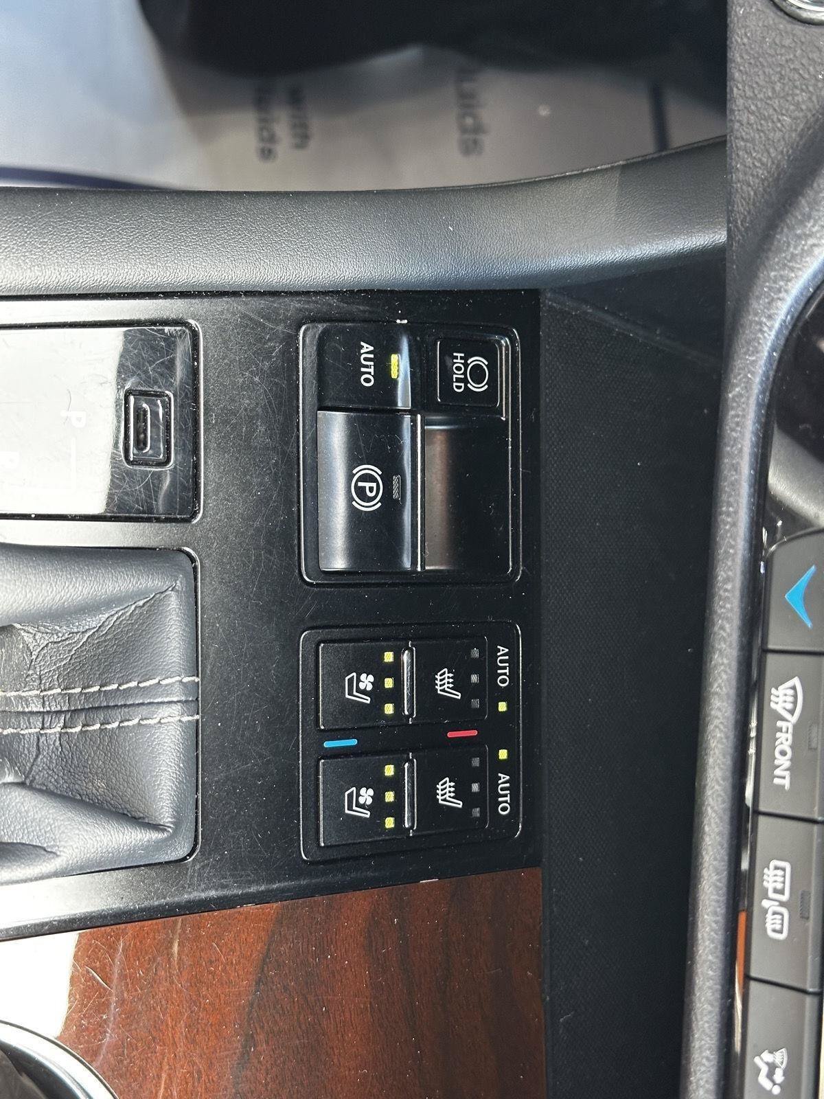 Used 2017 Lexus RX 350 FWD w/ Premium Package image 28