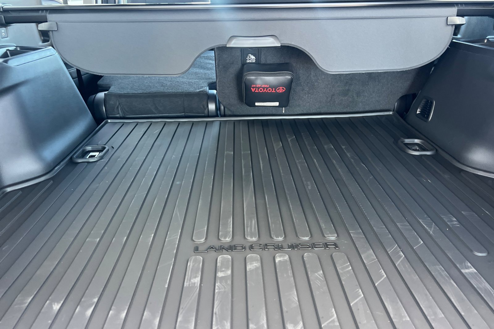 Used 2025 Toyota Land Cruiser w/ Premium Package image 12