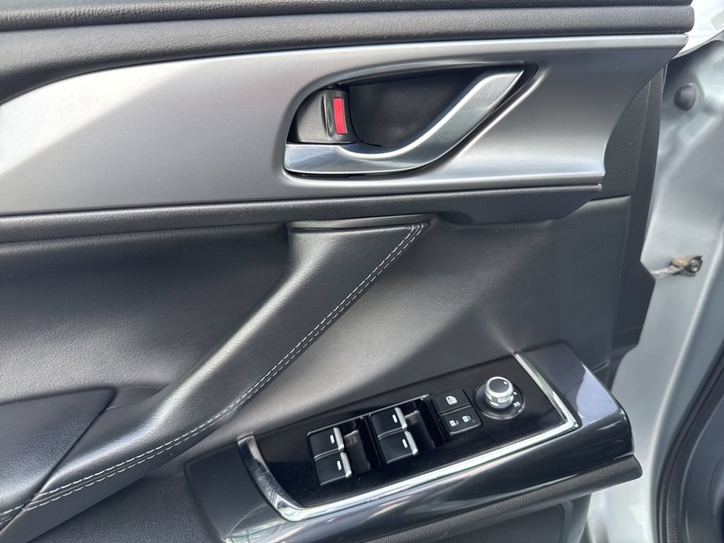 Used 2016 MAZDA CX-9 Touring AWD/4WD image 13
