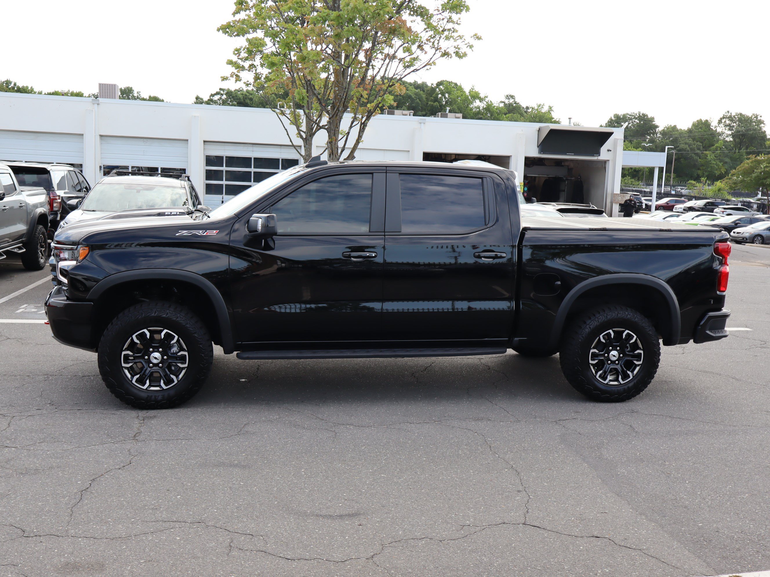 Used 2026 Chevrolet Silverado 1500 ZR2 AWD/4WD image 7