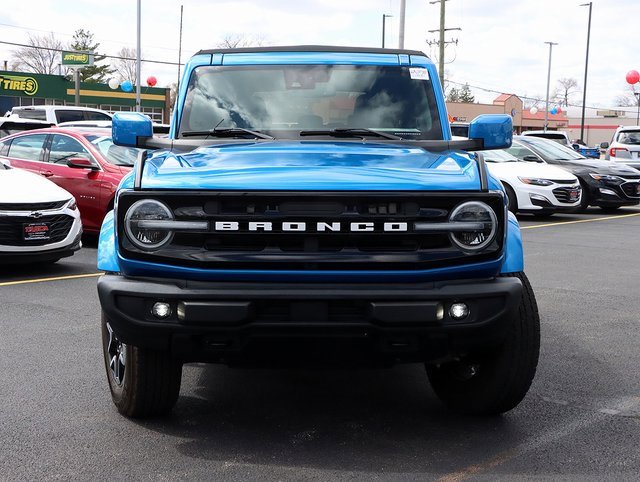 Used 2023 Ford Bronco Outer Banks image 5