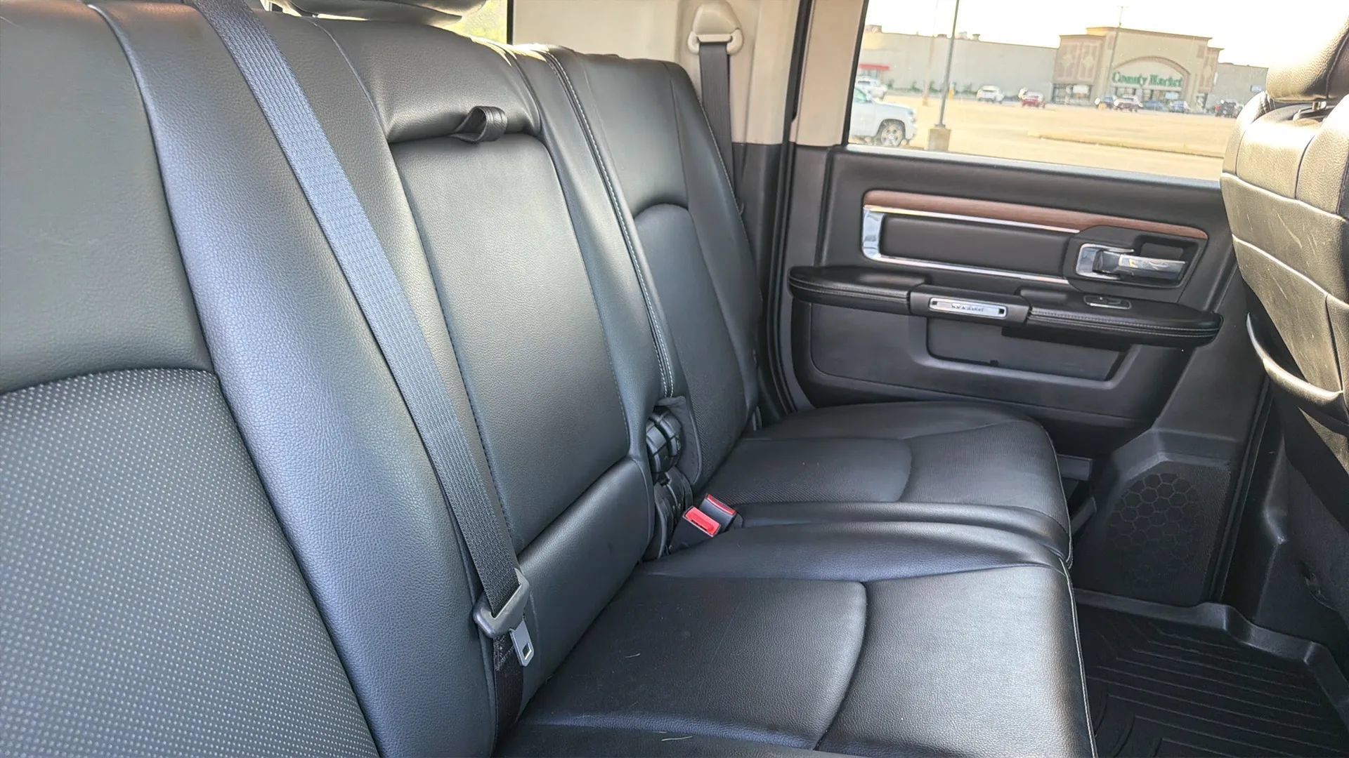 Used 2013 RAM 3500 Laramie AWD/4WD image 65