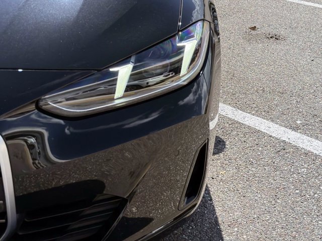 Used 2026 BMW 430i w/ Premium Package RWD image 9
