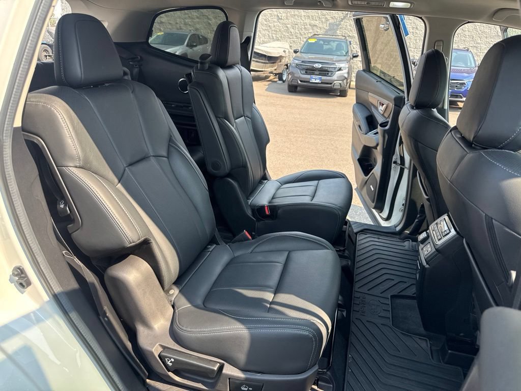 Used 2024 Subaru Ascent Touring AWD/4WD image 15