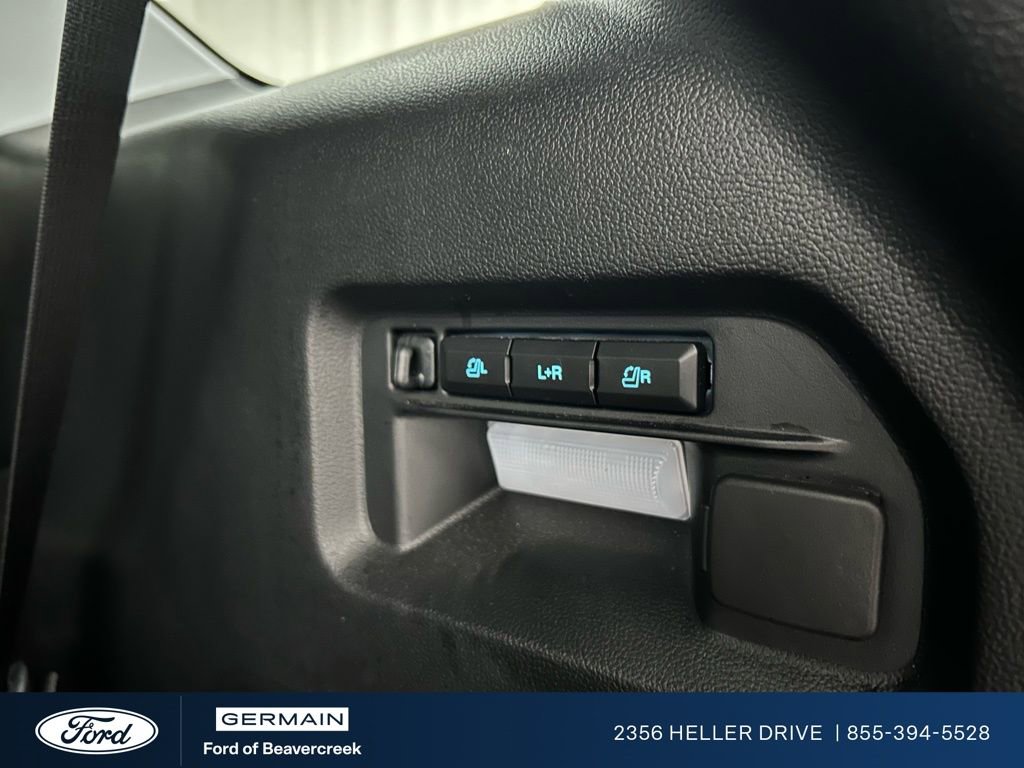 Used 2022 Ford Explorer Limited w/ Limited Technology Package image 32