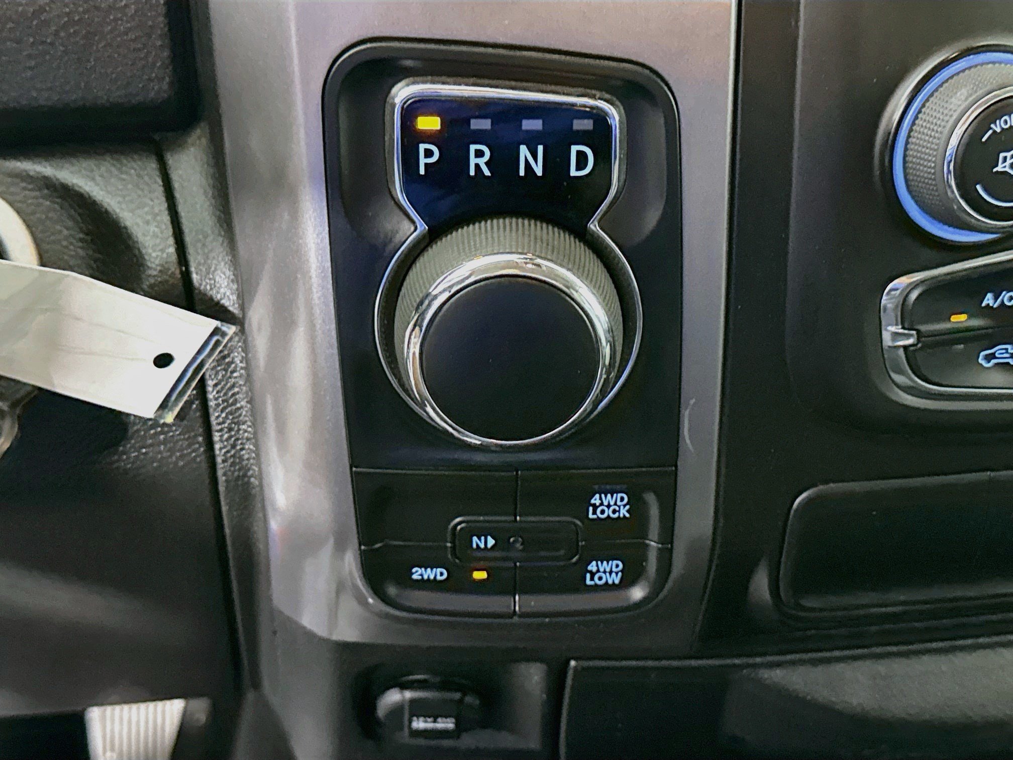 Used 2023 RAM 1500 Classic SLT w/ Electronics Group AWD/4WD image 20