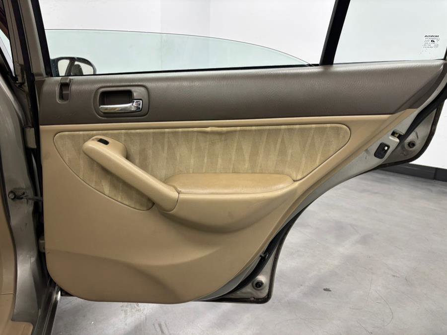 Used 2005 Honda Civic LX Special Edition image 29