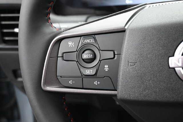 New 2026 Nissan Sentra SR w/ Floor Mat Package FWD image 21