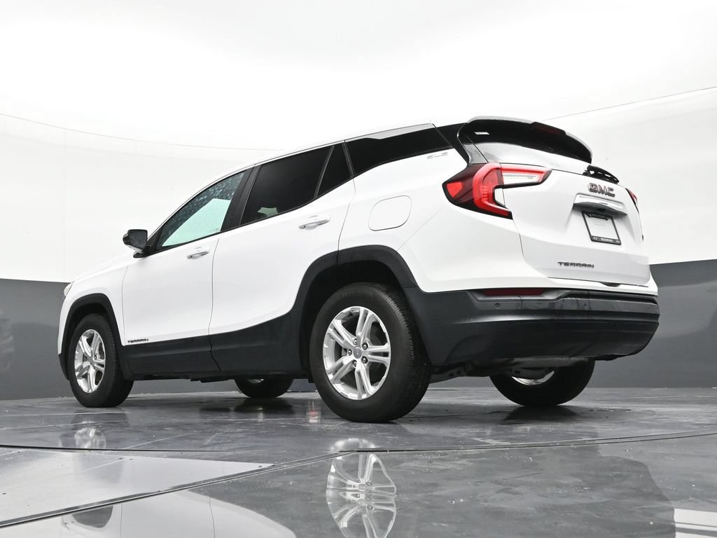 Used 2022 GMC Terrain SLE FWD image 22