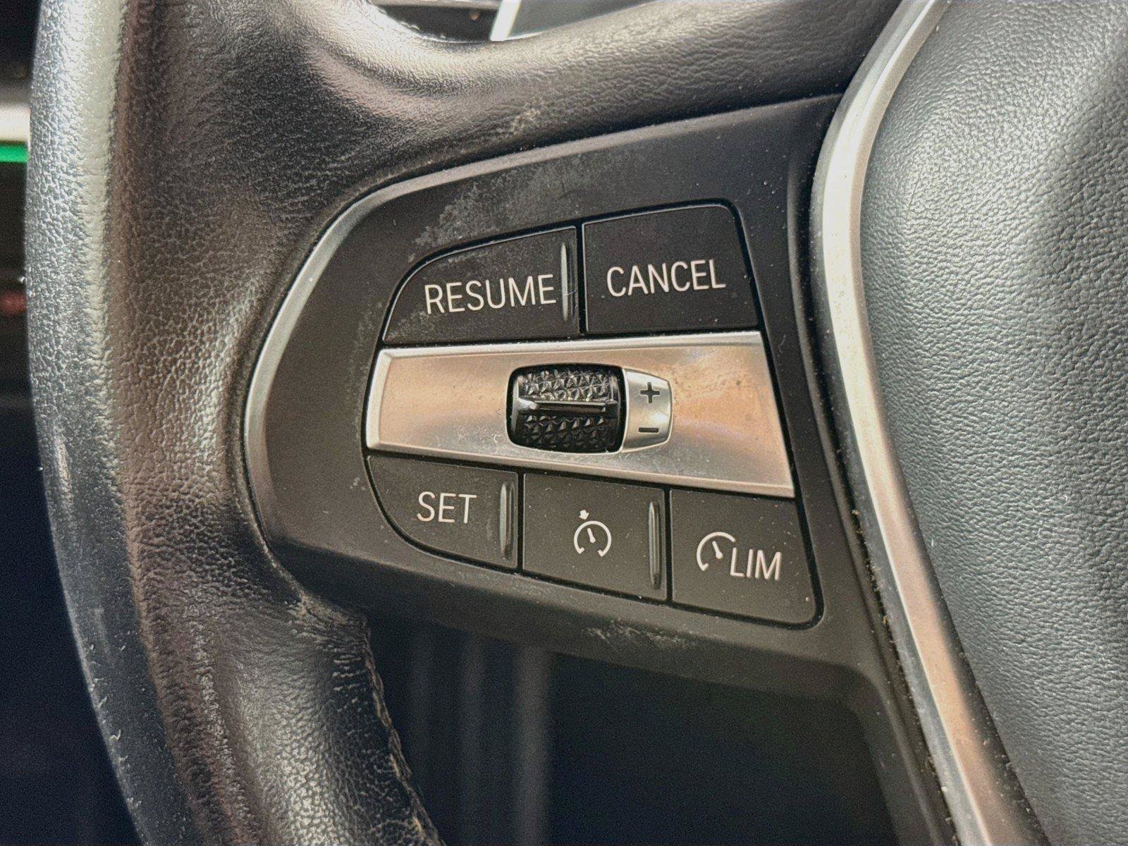 Used 2024 BMW 330i Sedan RWD image 10