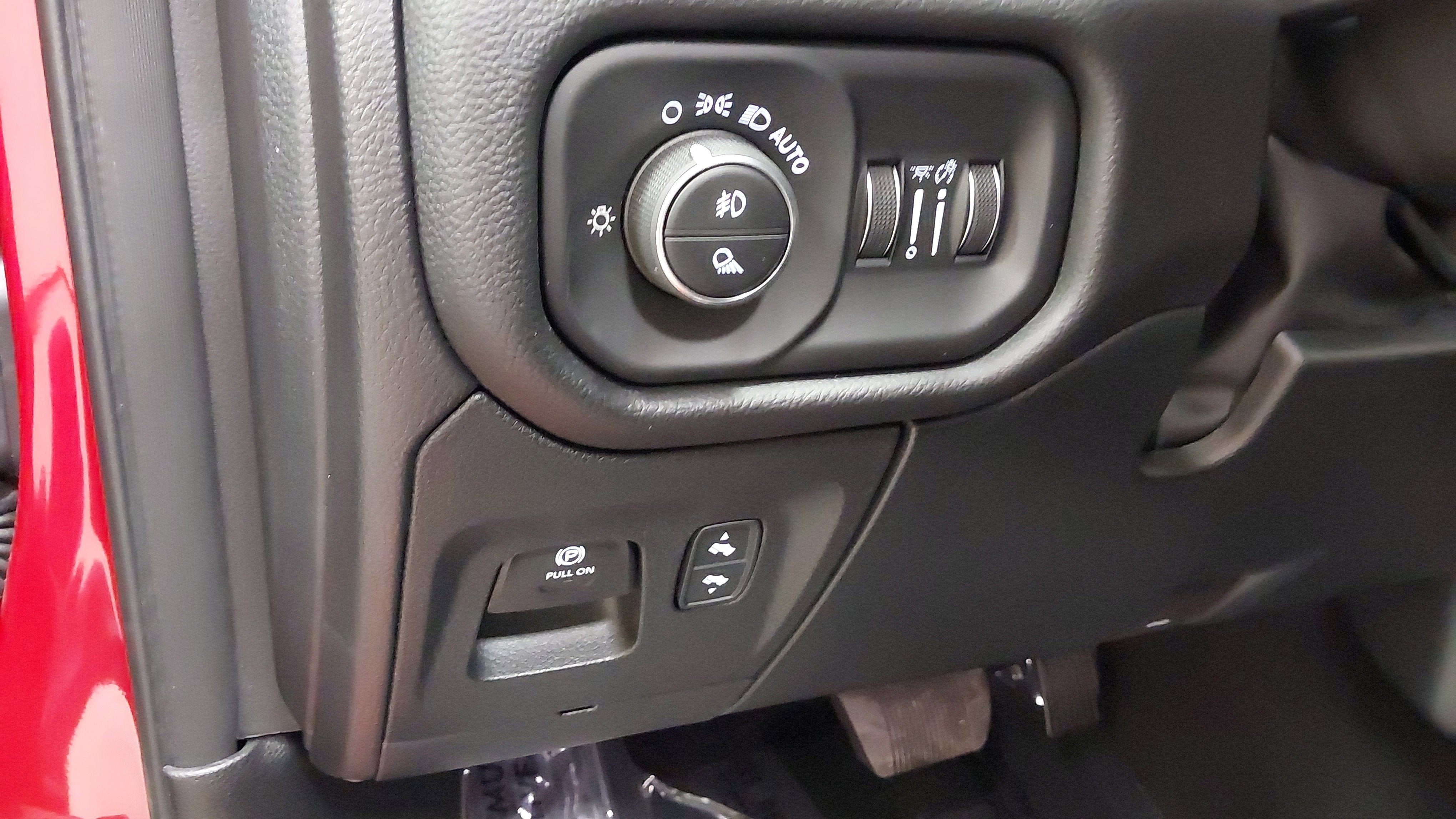 New 2026 RAM 1500 Big Horn AWD/4WD image 30