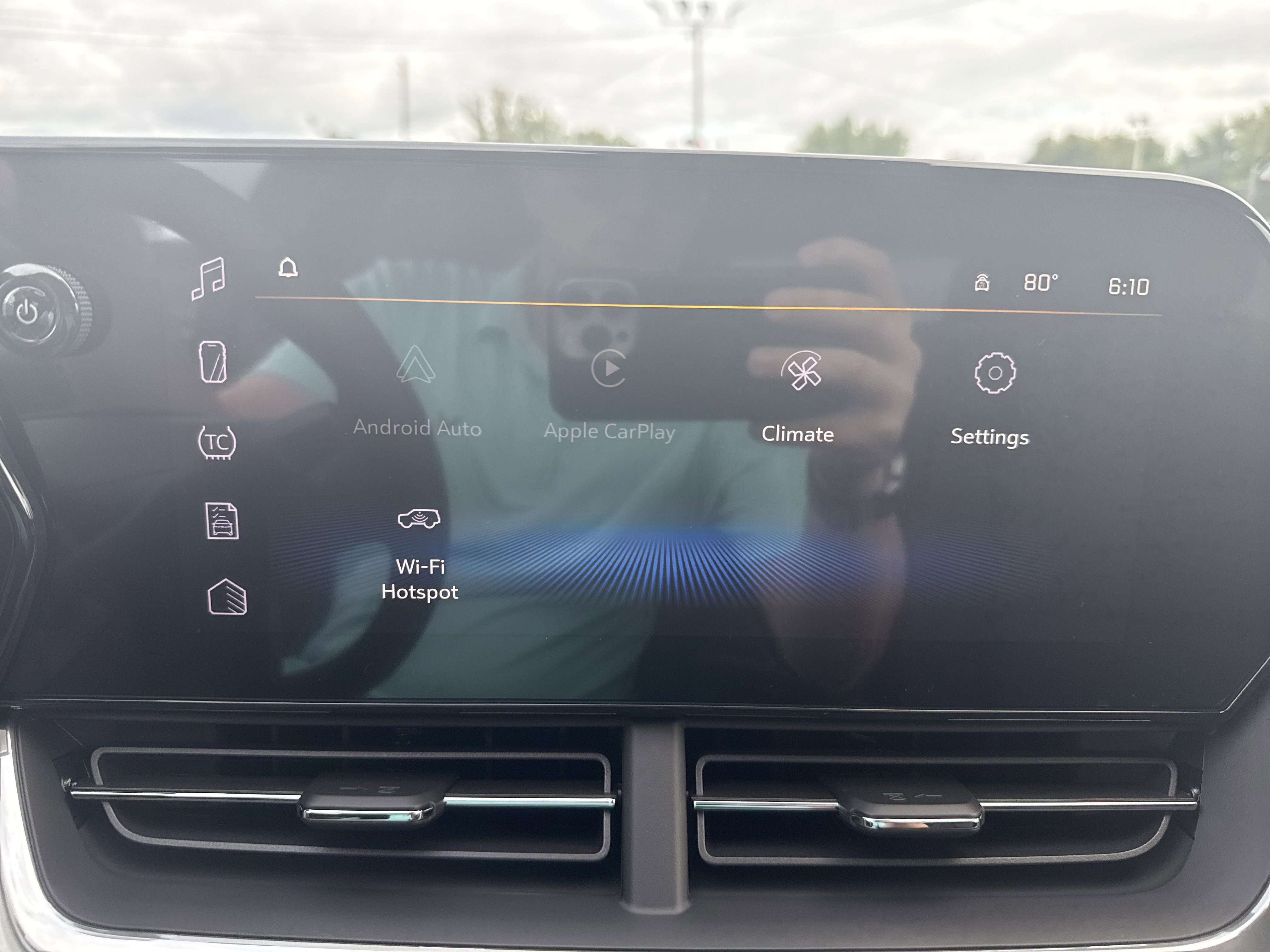 New 2025 Chevrolet Trax LT w/ Driver Confidence Package image 25