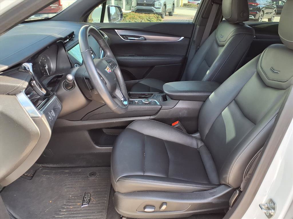 Certified 2024 Cadillac XT6 Luxury image 13
