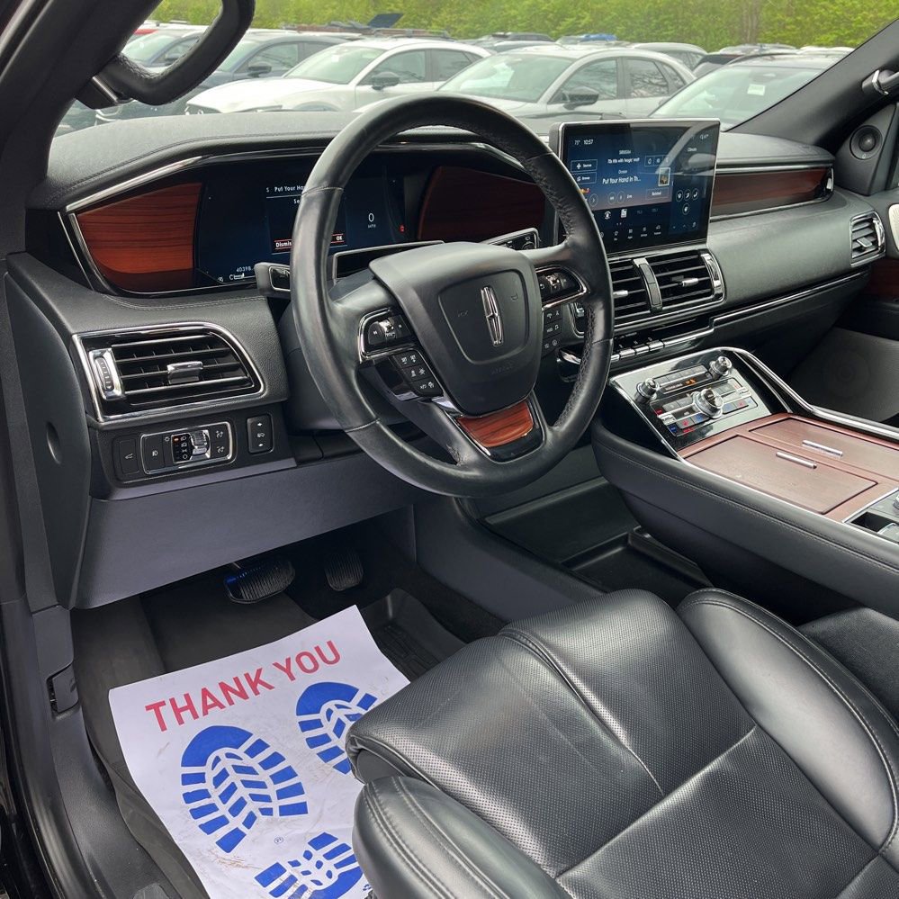 Used 2022 Lincoln Navigator Reserve AWD/4WD image 11