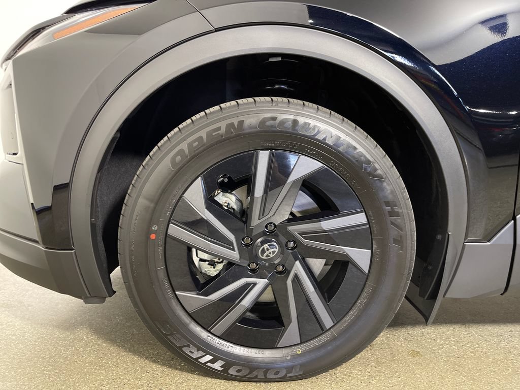New 2026 Toyota C-HR AWD/4WD image 11