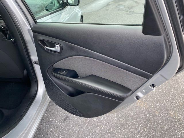 Used 2013 Dodge Dart SXT image 24